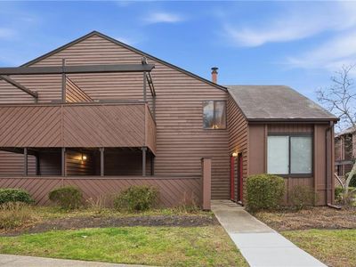 411 Turnbridge Close, Virginia Beach, VA, 23452