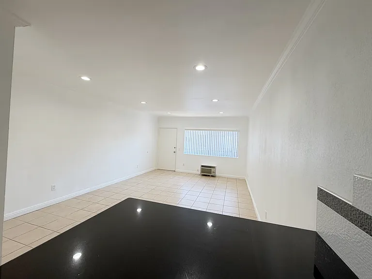 240 W Verdugo Ave #P — Photo 12