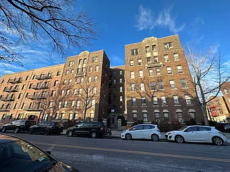 Rented by LRGNY Group, Inc.