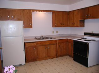 833 Congress St APT 3, Neenah, WI 54956