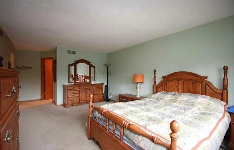 1518 Cottage Dr — Photo 6