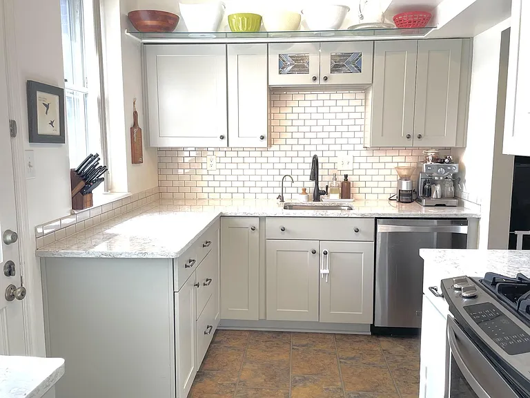 5544 Waterman Blvd #2E — Photo 3
