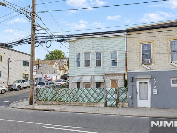 7012 Tonnelle Avenue, North Bergen, NJ 07047