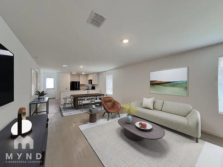 1267 Hackberry Trl — Photo 2