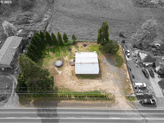 3rd image of 14243 SW Hillsboro Hwy