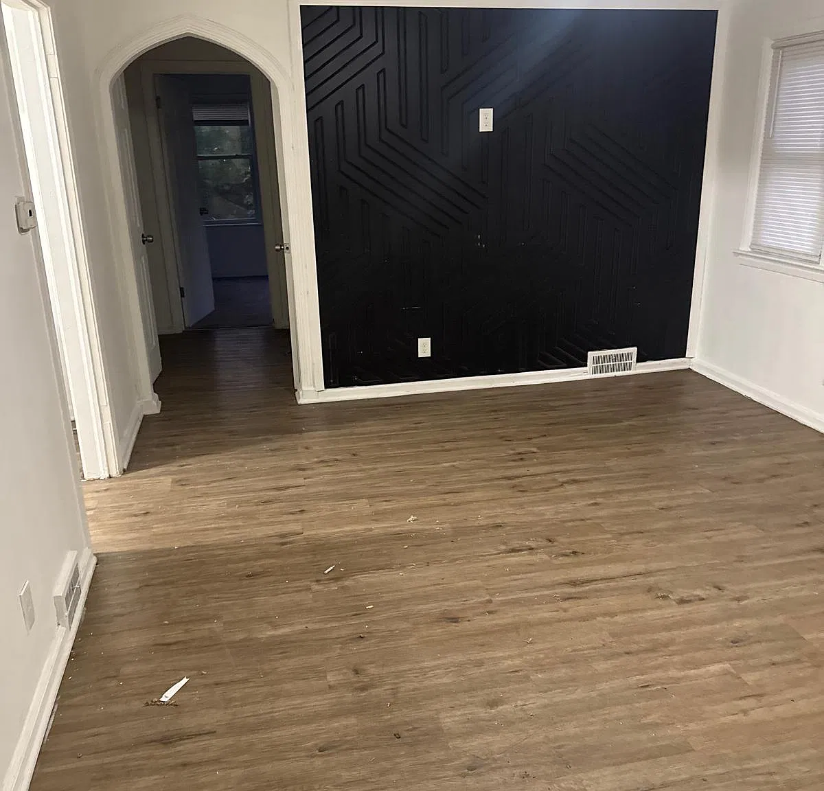2 bed, 1000 sqft, $1,250 — Photo 4
