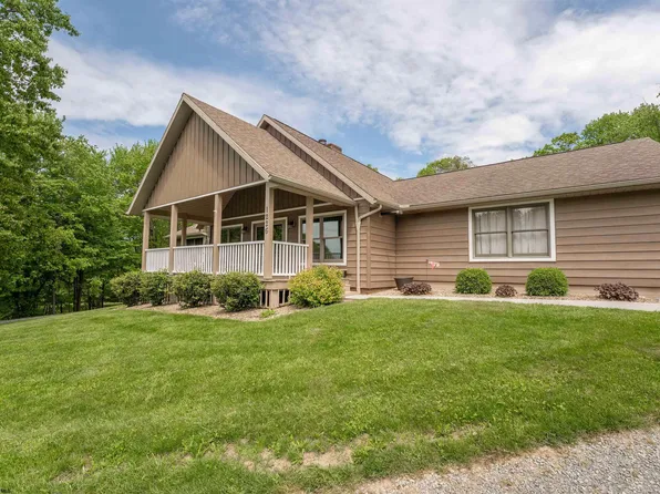 1226 Hazelton Rd, Bruceton Mills, WV 26525