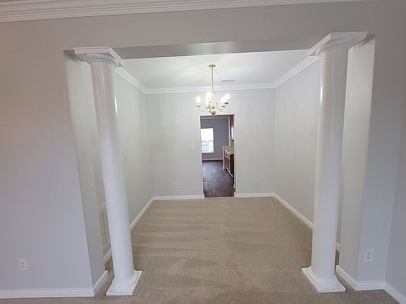 5th image of 1444 Olde Sage Ct