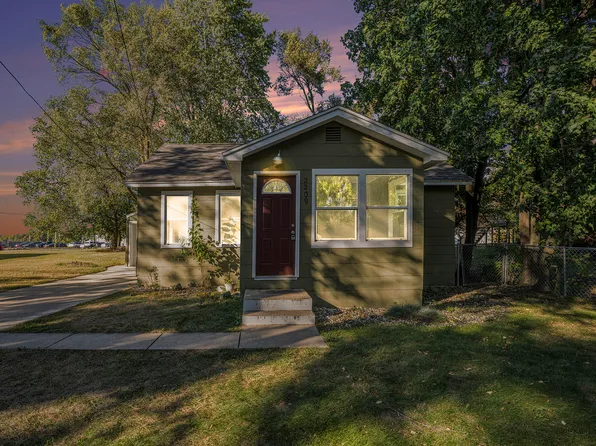 2209 Clarence Dr, Portage, MI 49002