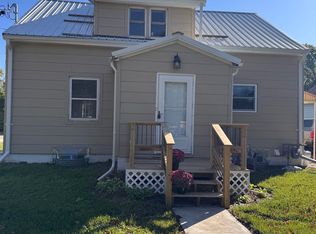 1806 Custer St, Iowa Falls, IA 50126