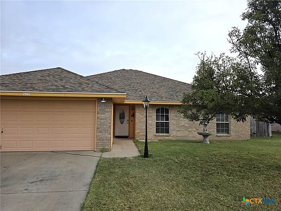 5th image of 1901 Amethyst Dr