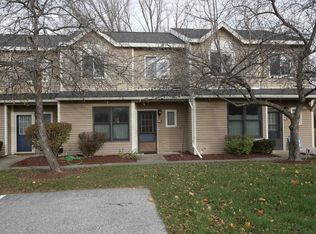 J3 Stonehedge Dr, South Burlington, VT 05403