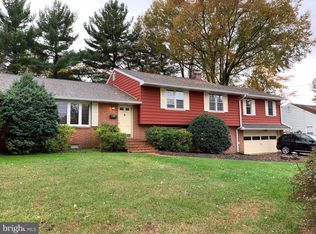 404 Briar Ln, Newark, DE 19711