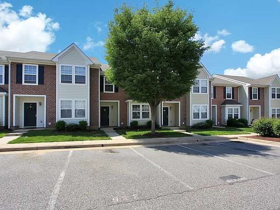 2nd image of 2 Sondra Ln #2654450