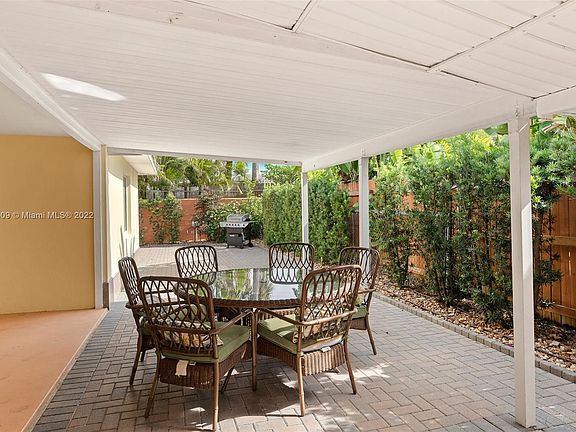 4th image of 3615 N Flagler Dr #3615