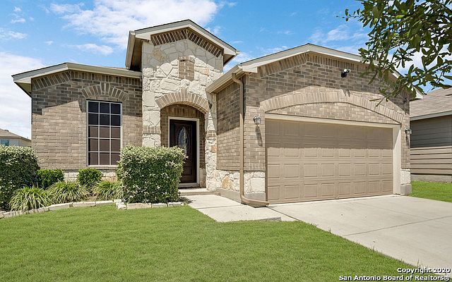 1st image of 819 Cowhide Dr