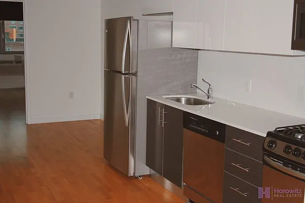 Rented by Horowitz Real Estate | media 14