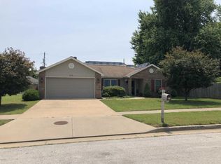 838 Cottonwood, Webb City, MO 64870
