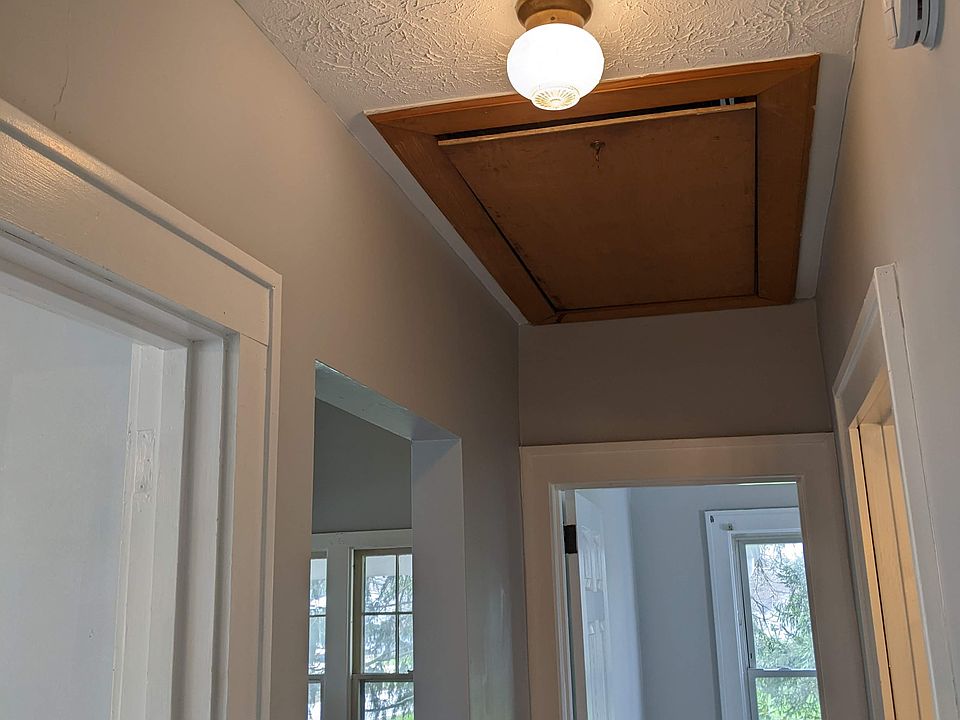 1st image of 4655 Broadway Ave