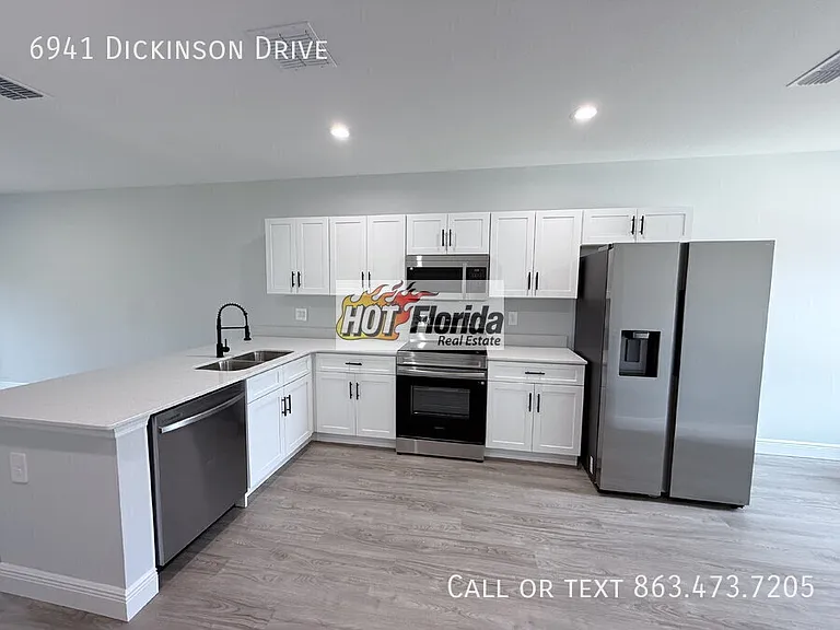 6941 Dickinson Dr — Photo 10