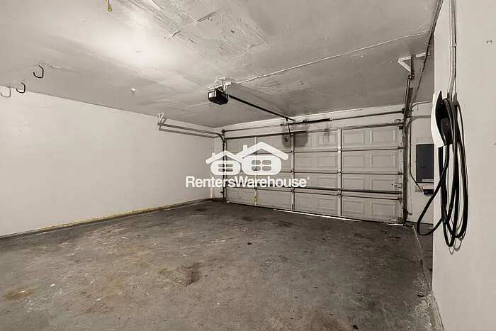 913 Overdowns Dr — Photo 32