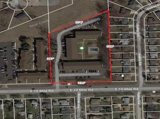 4949 E Ten Mile Rd, Warren, MI 48091