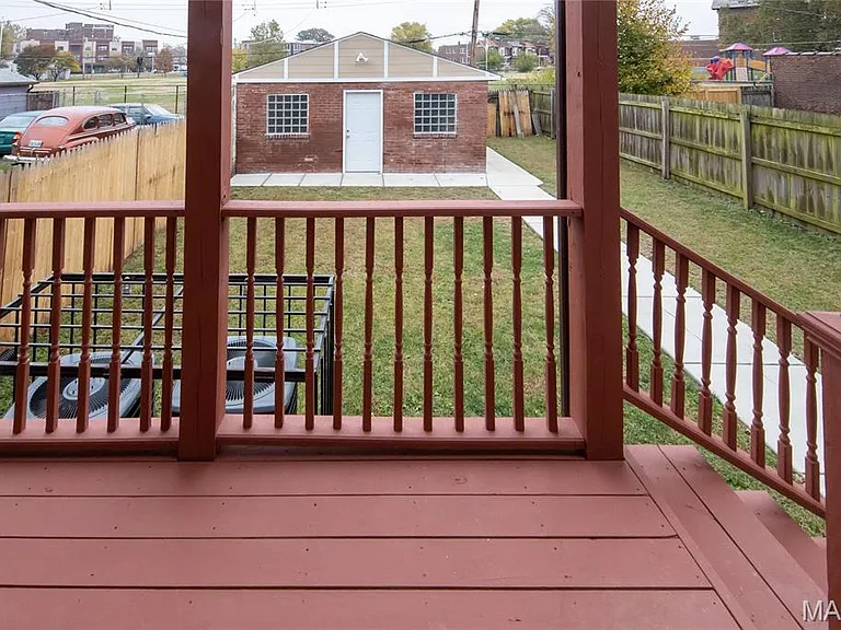 deck / backyard
