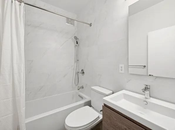 525 East 80th Street image 10 of 12