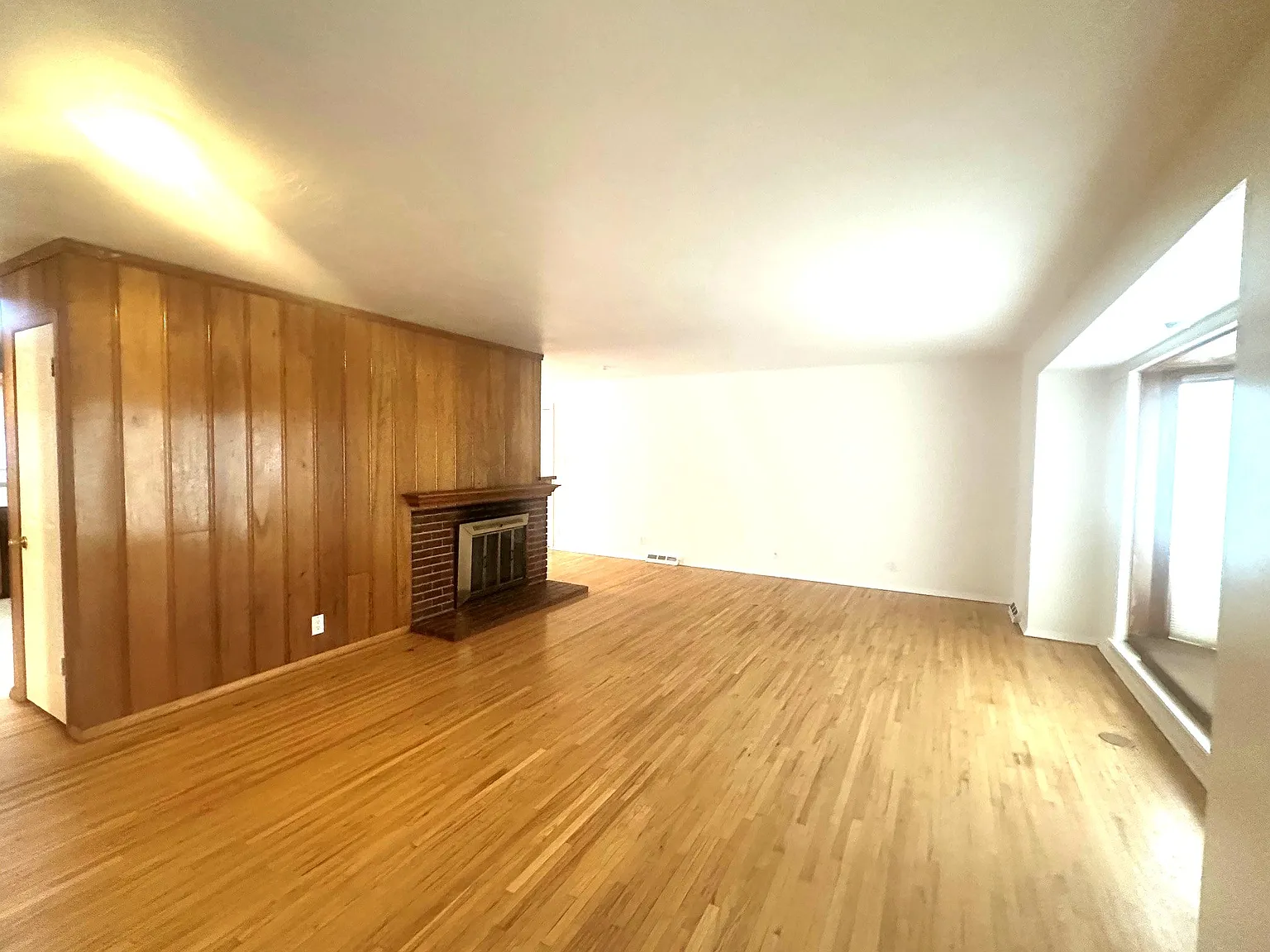 3 bed, 1755 sqft, $1,950 — Photo 4