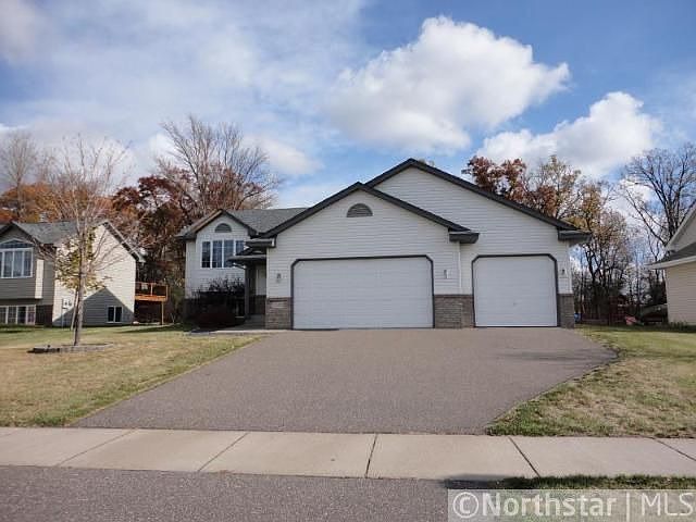 1st image of 23411 Ivywood St NW