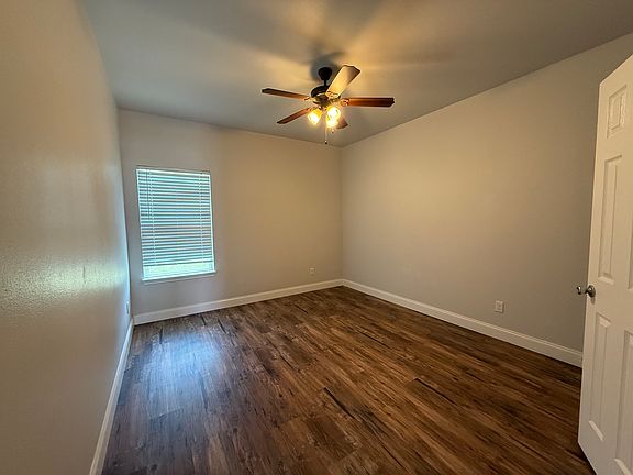 4th image of 4705 Henry St