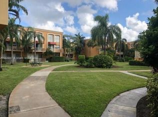 17911 NW 68th Ave APT M209, Hialeah, FL 33015