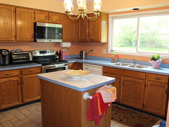 5th image of 800 Ambria Dr