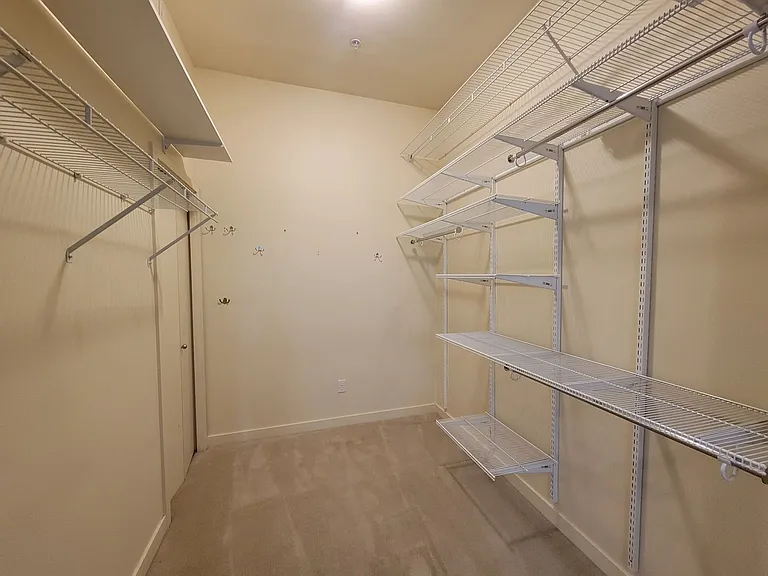 511 7th Ave #205 — Photo 8
