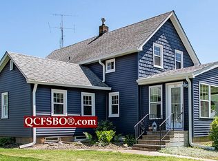 318 1st Ave, Hampton, IL 61256