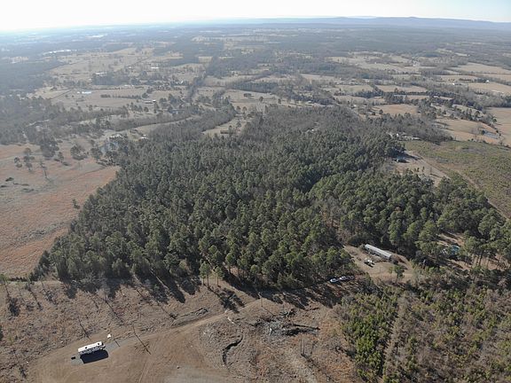4th image of 13-16 Whispering Pines