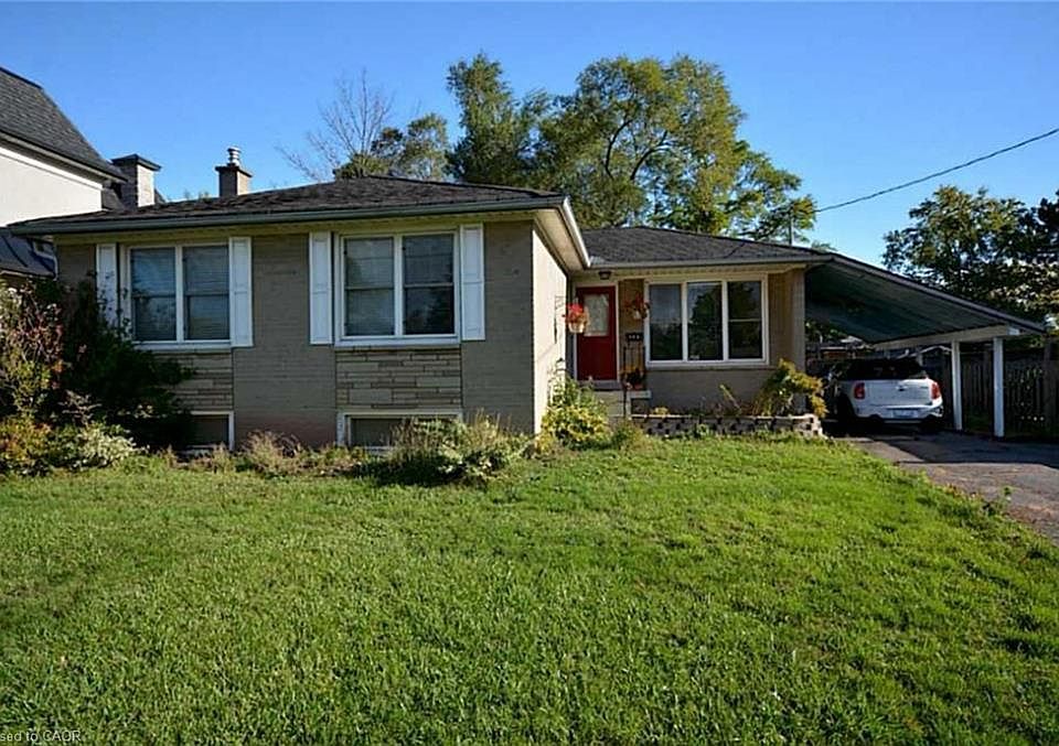 1st image of 469 Scarsdale Cres