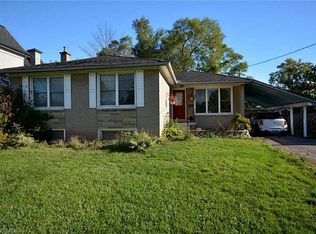 469 Scarsdale Cres, Oakville, ON L6L3W8