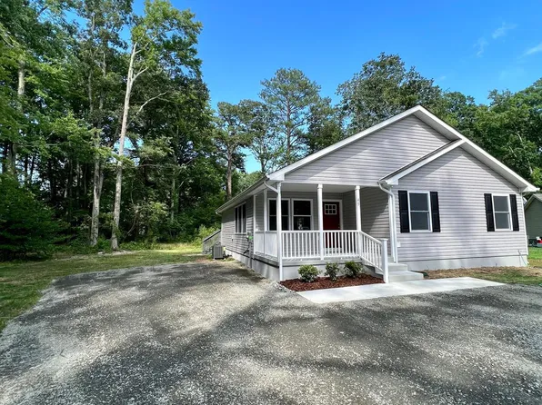 45 Jaws Ct, Montross, VA 22520
