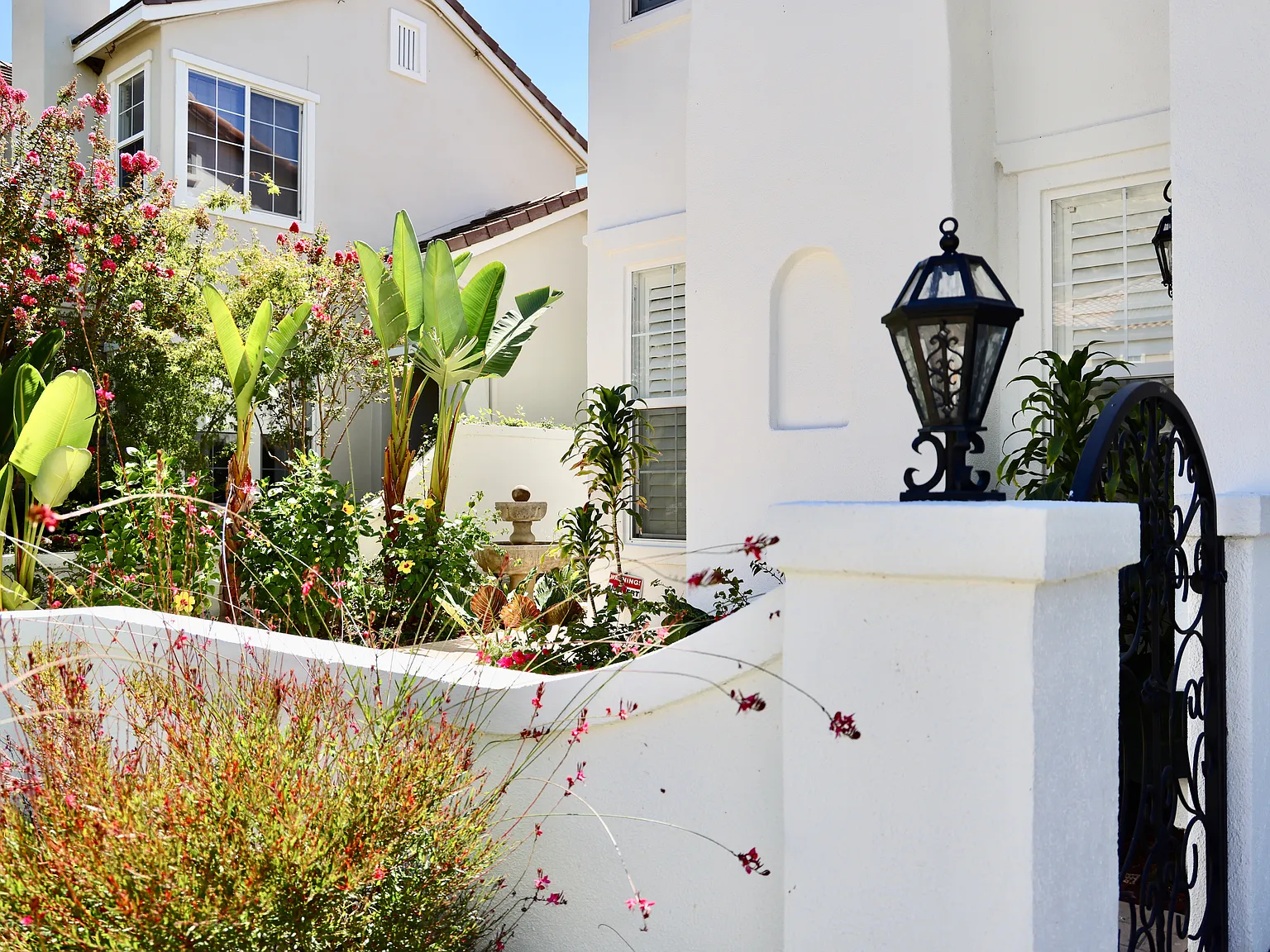 4 bed, 3.5 bath, 3375 sqft, $10,000 — Photo 2