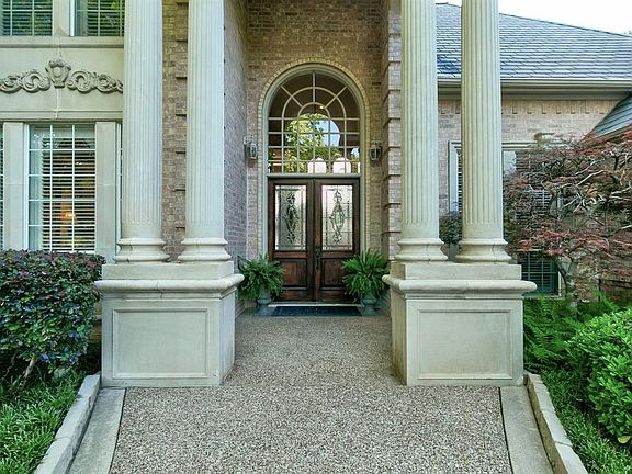 3rd image of 5000 Westgrove Ln