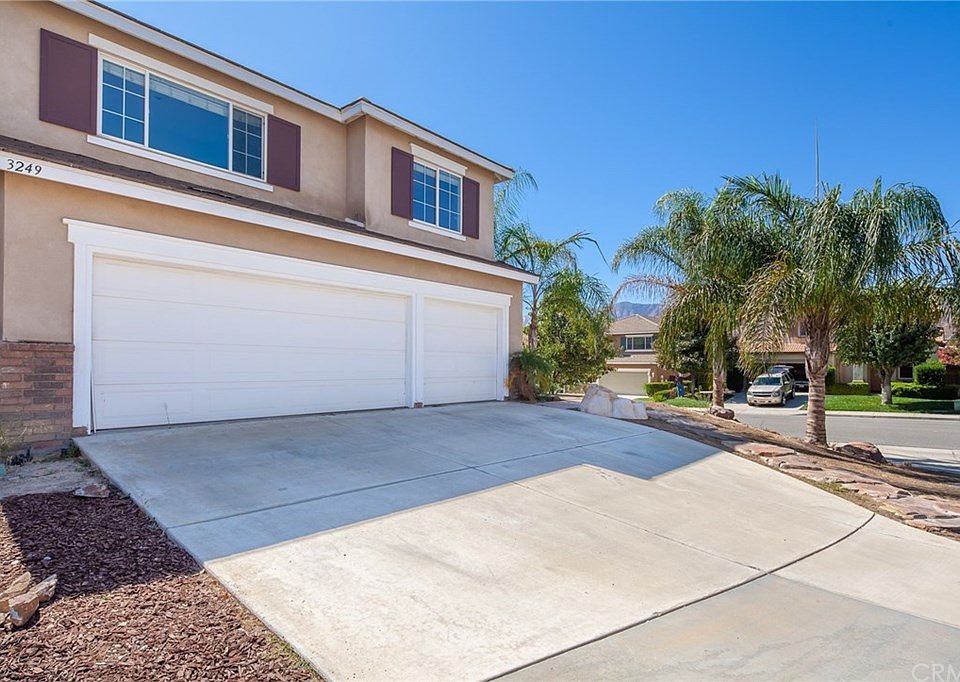 1st image of 3249 Ivy Ct