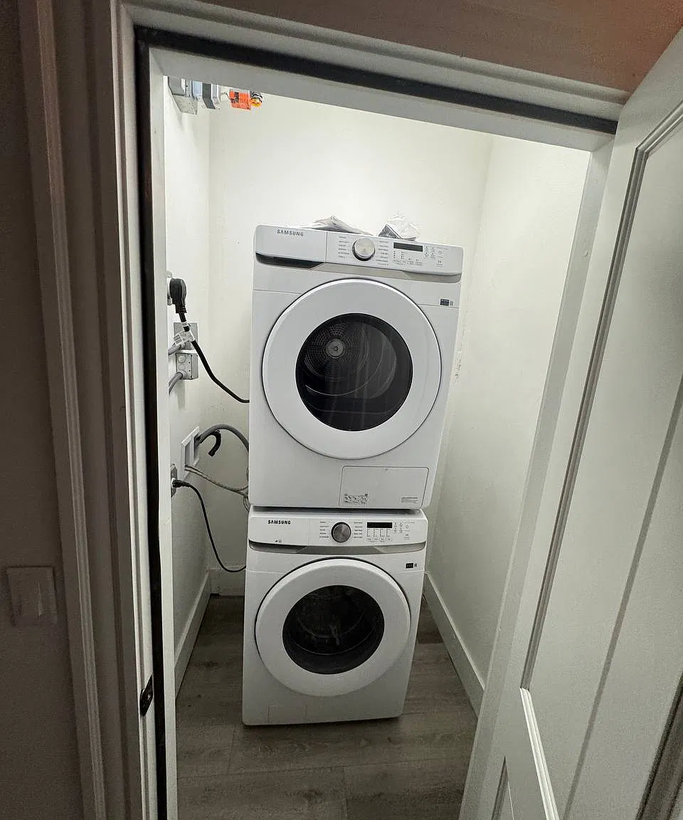 1 bed, 450 sqft, $2,750 — Photo 3