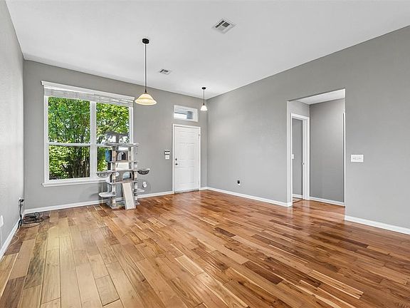 4th image of 117 Sandstone Dr