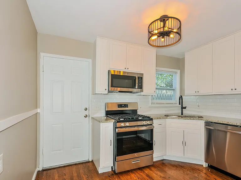 4221 Schiller Pl — Photo 15
