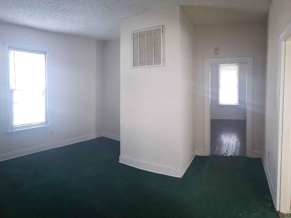 1st image of 1716 N 22nd St