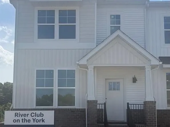 2346 Somerset Way, Hayes, VA 23072