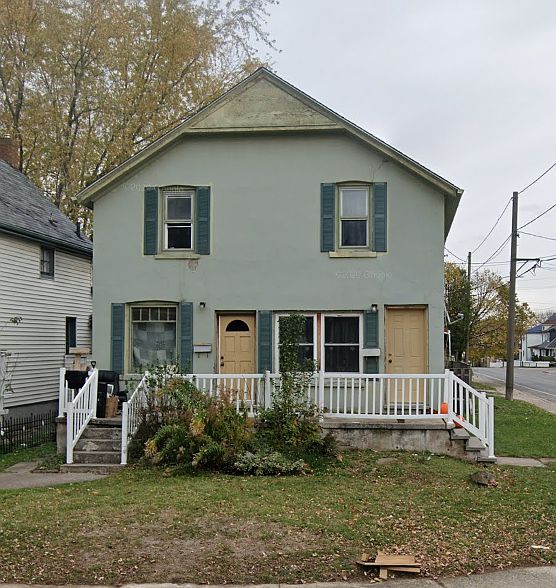 1st image of 4788 3rd Ave