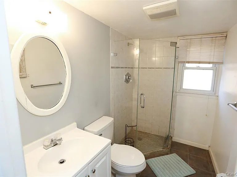 40 Bluefields Ln — Photo 7