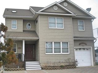 214 Silver Beach Rd, Lavallette, NJ 08735